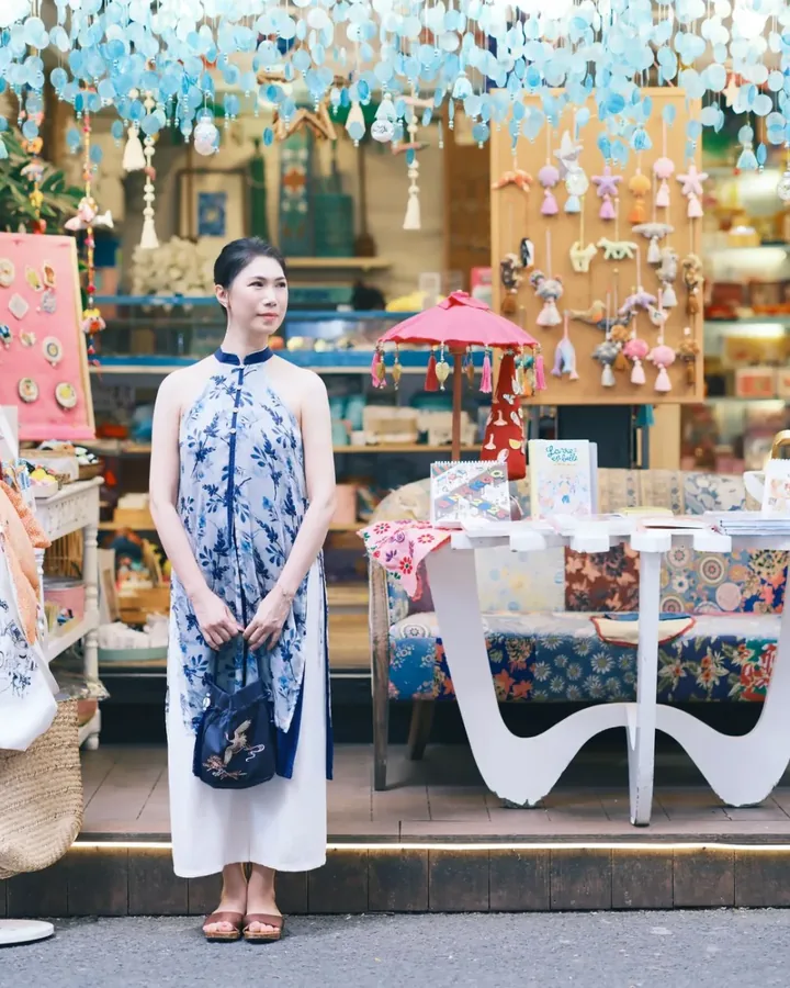 Mẫu khách chọn nhiều